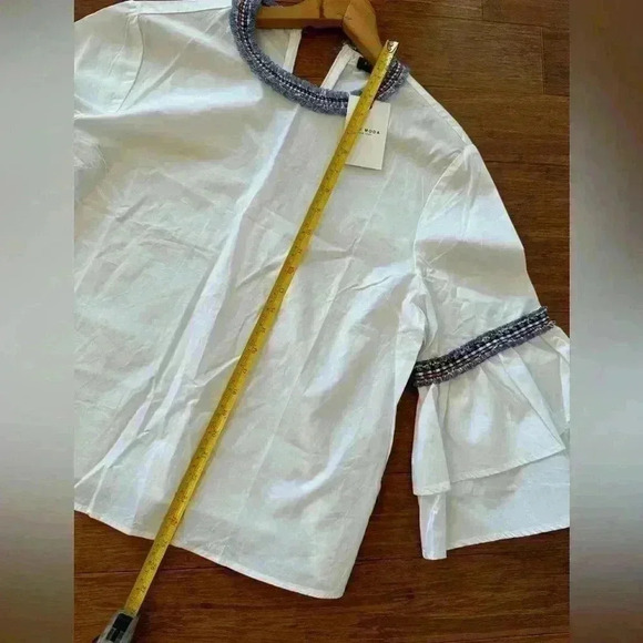 NWT Few Moda Bell Sleeve Embroidered Accents Blouse Women’s Medium - Picture 9 of 11